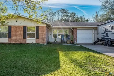 535 Travis Street Port Lavaca TX 77979