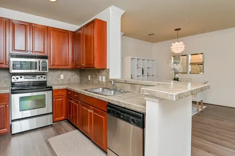 2400 Mccue Road 443 Houston TX 77056