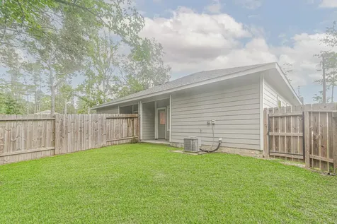 15627 Sycamore Drive Montgomery TX 77356