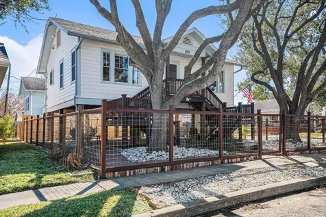 4919 Austin Drive Galveston TX 77551