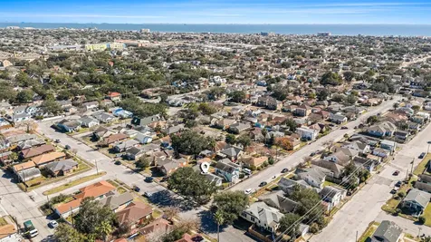 4919 Austin Drive Galveston TX 77551