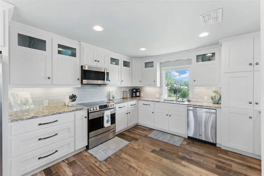 25 Blue Heron Drive Rockport TX 78382