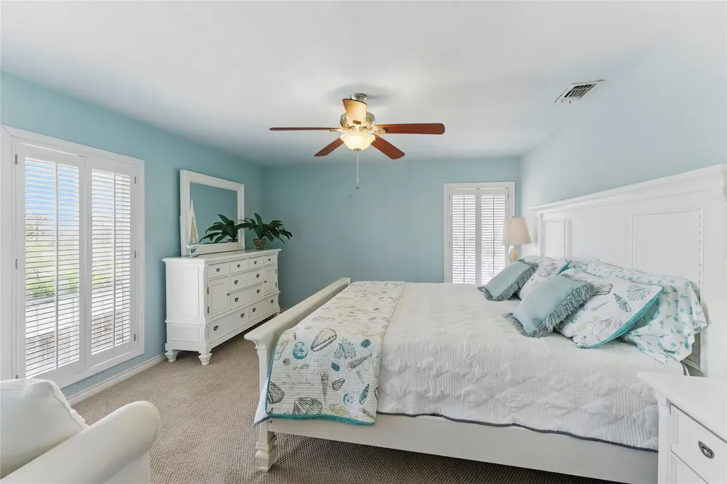 25 Blue Heron Drive Rockport TX 78382
