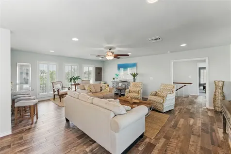 25 Blue Heron Drive Rockport TX 78382