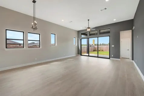 2406 Verano Street Montgomery TX 77316