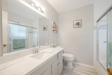 2121 Fountain View Drive 15 Houston TX 77057