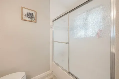 2121 Fountain View Drive 15 Houston TX 77057