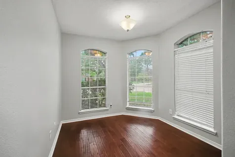 8530 Calverton Pines Lane Houston TX 77095