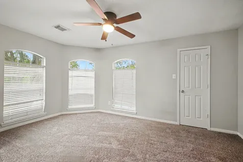 8530 Calverton Pines Lane Houston TX 77095