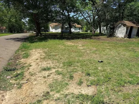 316 Maple Street Maud TX 75567