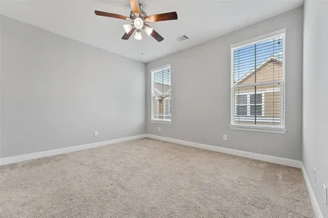 1221 W 19th Street B Houston TX 77008
