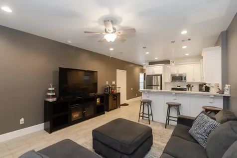 404 Spooner Street Pasadena TX 77506