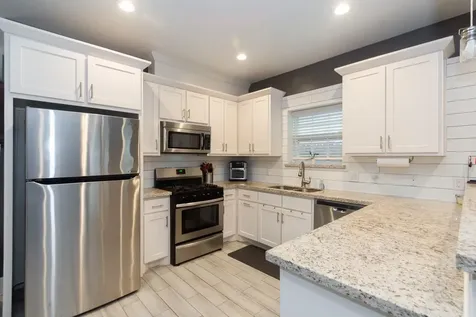 404 Spooner Street Pasadena TX 77506