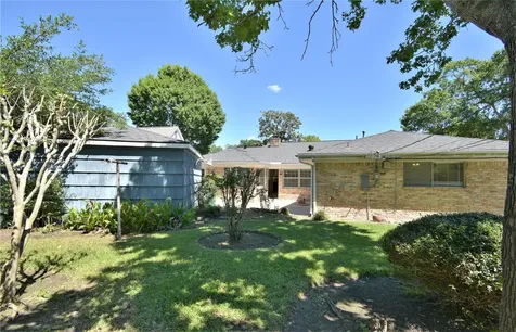 6011 Arboles Drive Houston TX 77035
