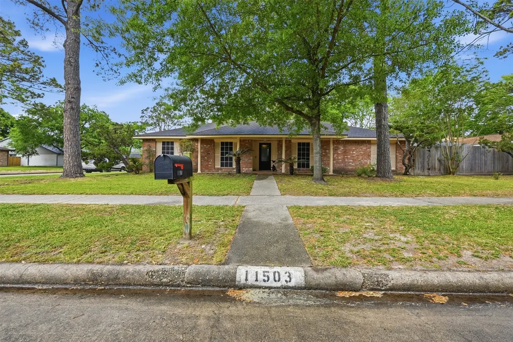 11503 Chetman Drive Houston TX 77065