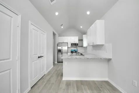 318 Road 5704 Cleveland TX 77327