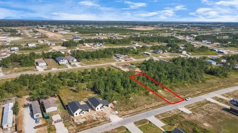 318 Road 5704 Cleveland TX 77327