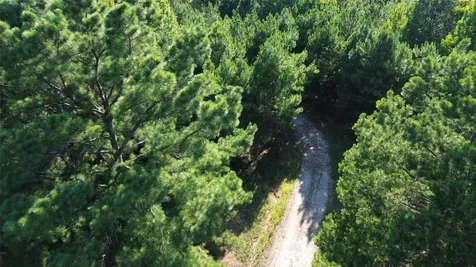 511 County Road 112 Elkhart TX 75839