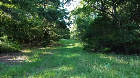 511 County Road 112 Elkhart TX 75839
