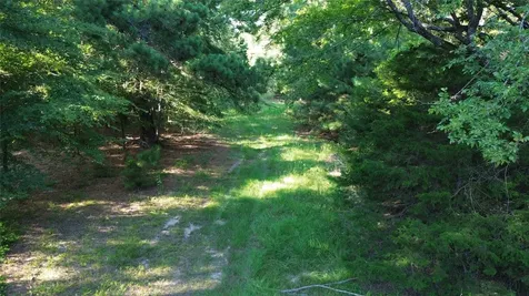 511 County Road 112 Elkhart TX 75839
