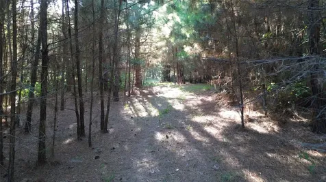 511 County Road 112 Elkhart TX 75839