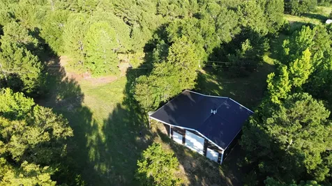 511 County Road 112 Elkhart TX 75839