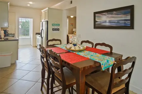 7000 Seawall Boulevard 411 Galveston TX 77551