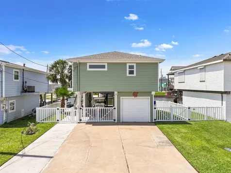 16716 Tahiti Way Jamaica Beach TX 77554
