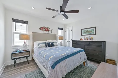 16716 Tahiti Way Jamaica Beach TX 77554