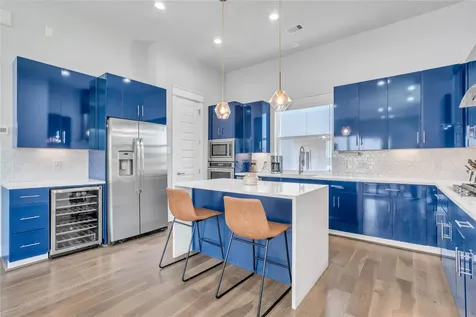 808 Fisher A Houston TX 77018