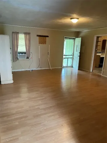 214 Houston Avenue Somerville TX 77879
