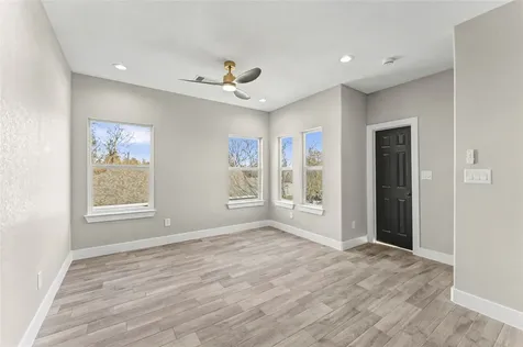 8221 Flaxman Street A Houston TX 77029