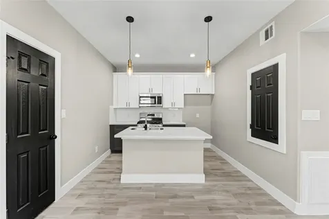 8221 Flaxman Street A Houston TX 77029