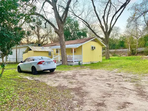 110 S Beatty Avenue Livingston TX 77351