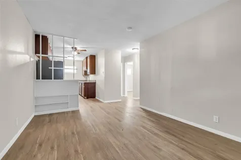 4706 Yellowstone Boulevard 2 Houston TX 77021