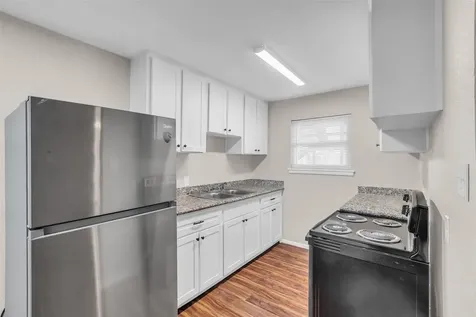 4706 Yellowstone Boulevard 2 Houston TX 77021