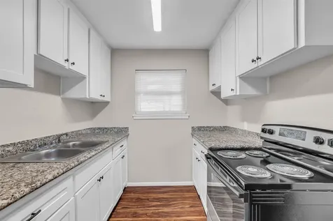 4706 Yellowstone Boulevard 2 Houston TX 77021
