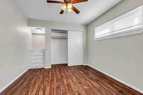4706 Yellowstone Boulevard 2 Houston TX 77021