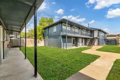 4706 Yellowstone Boulevard 2 Houston TX 77021