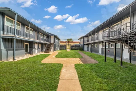 4706 Yellowstone Boulevard 2 Houston TX 77021