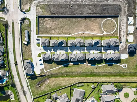 6702 Metro Boulevard 8 Houston TX 77083