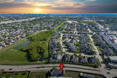 6702 Metro Boulevard 8 Houston TX 77083