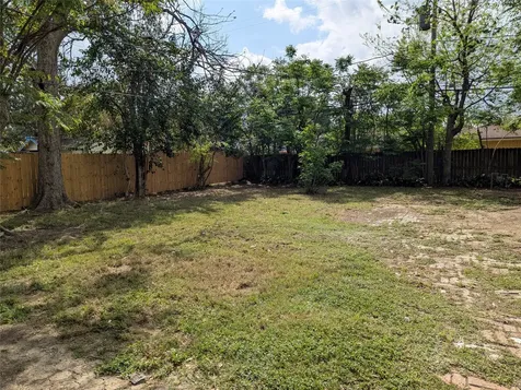 5737 Alvarado Drive Houston TX 77035