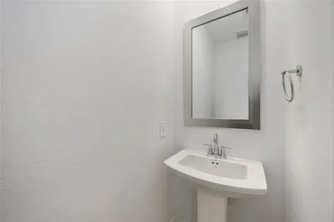 1707 Sterling Water Drive Missouri City TX 77459