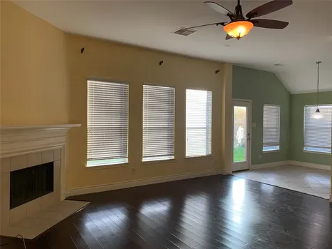 13110 Imperial Shore Drive Pearland TX 77584