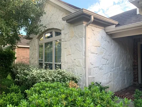 13110 Imperial Shore Drive Pearland TX 77584