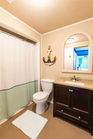 1319 Maui Drive Tiki Island TX 77554