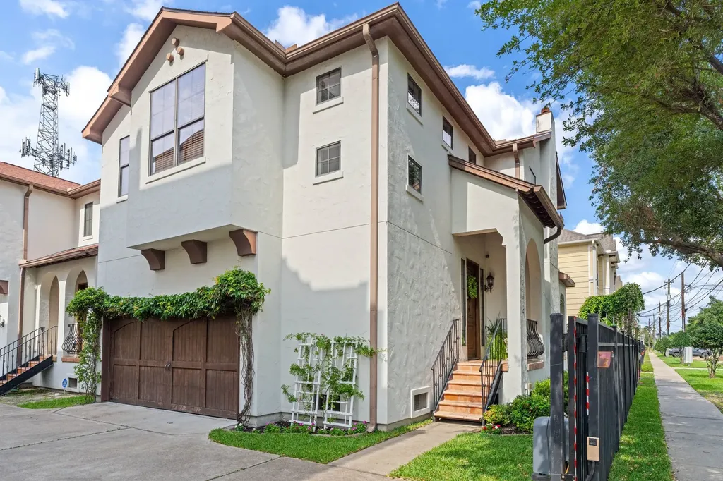 1801 W 24th Street C Houston TX 77008
