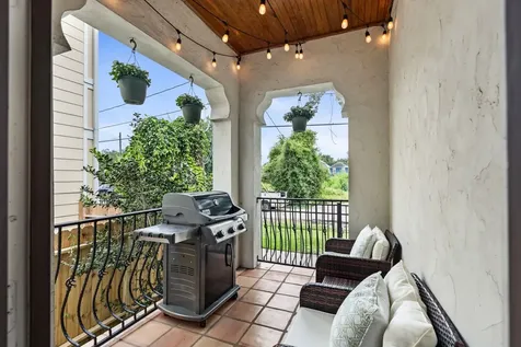 1801 W 24th Street C Houston TX 77008