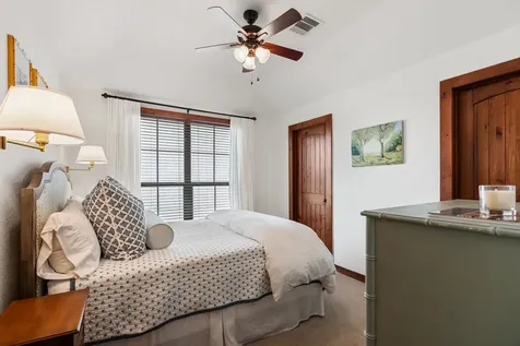 1801 W 24th Street C Houston TX 77008